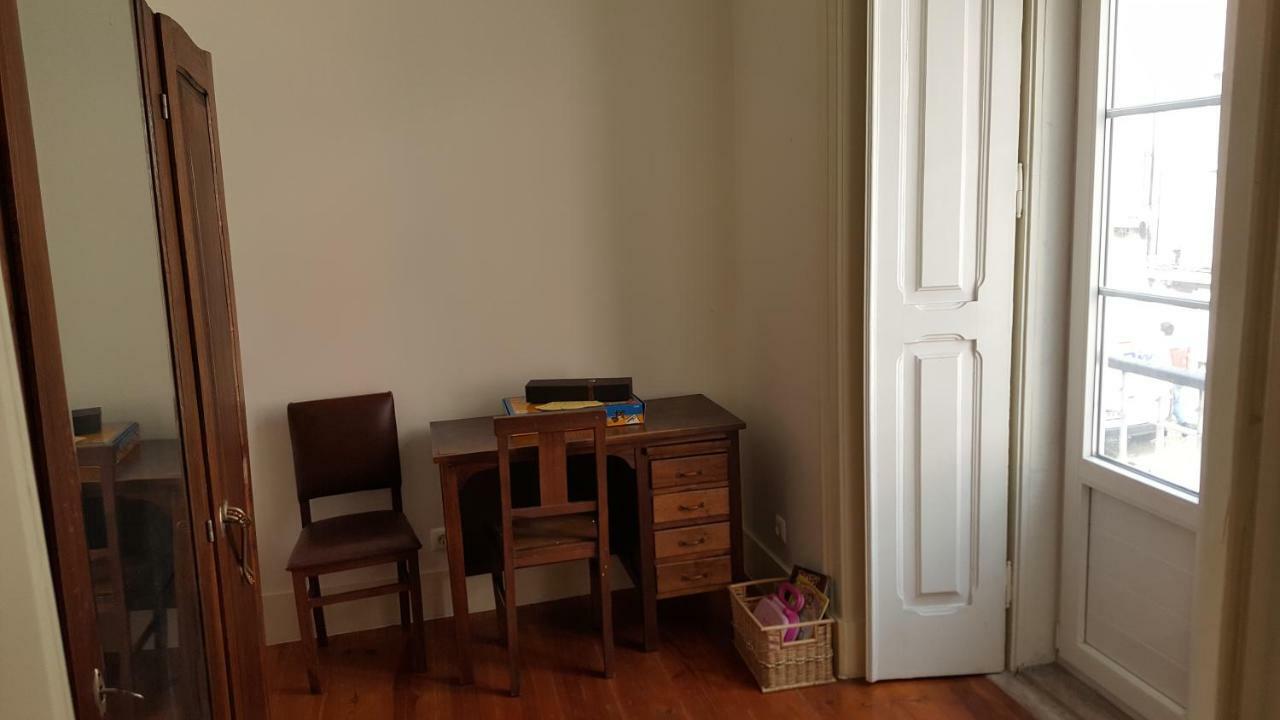 Grandmommy'S House - Traditional And Comfy Lisboan Apartment Eksteriør billede
